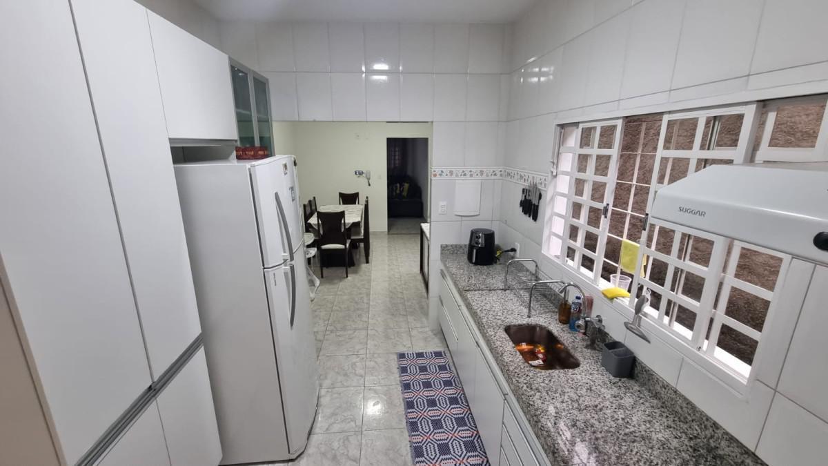 Casa, Eymard, 3 Quartos, 4 Vagas, 1 Suíte