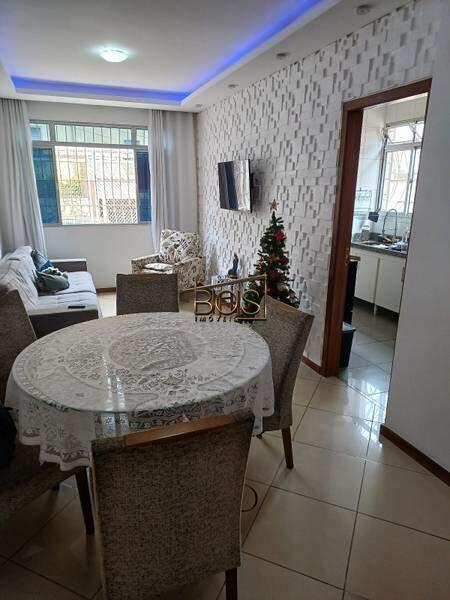 Apartamento, Sagrada Família, 3 Quartos, 2 Vagas, 1 Suíte