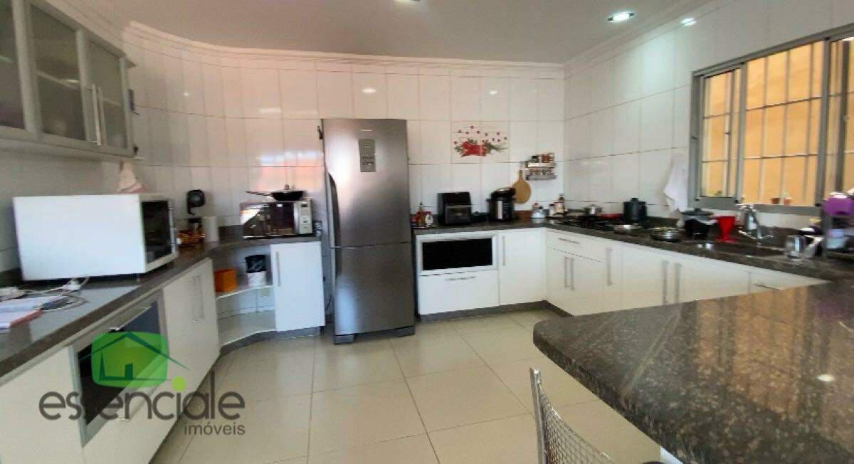 Casa, Jardim Riacho das Pedras, 4 Quartos, 2 Vagas, 1 Suíte
