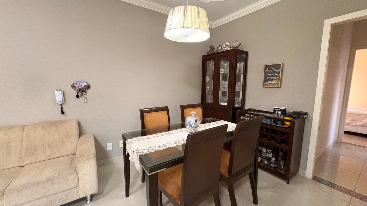 Apartamento, Estoril, 3 Quartos, 2 Vagas, 1 Suíte