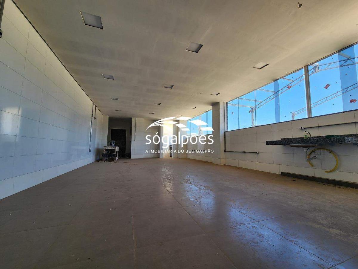 Galpão, Distrito Industrial Bandeirinhas, 15 Vagas