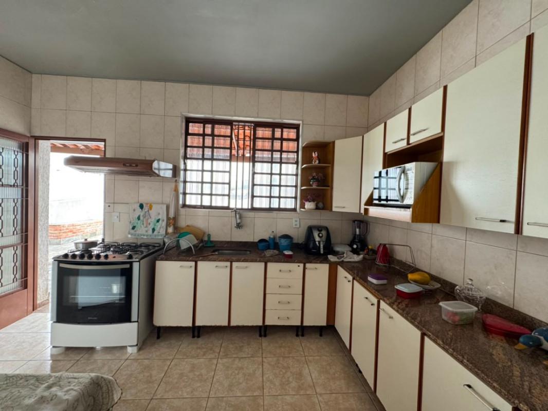 Casa, São Gabriel, 3 Quartos, 3 Vagas, 1 Suíte