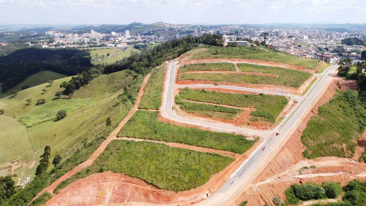 Lote, Centro, 0 Quarto, 0 Vaga