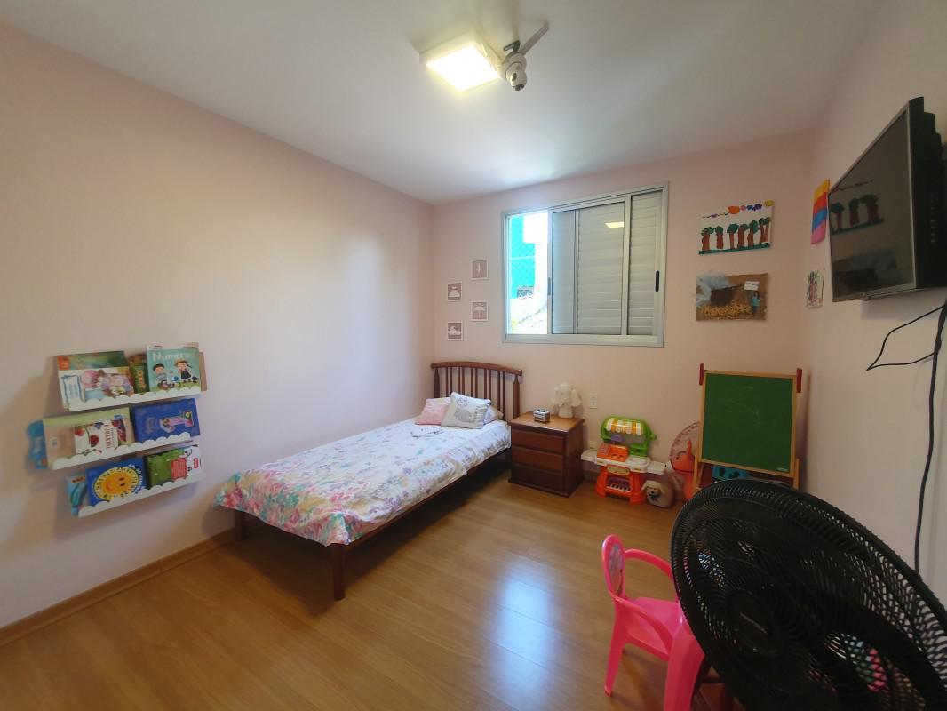 Apartamento, Estoril, 3 Quartos, 2 Vagas, 1 Suíte