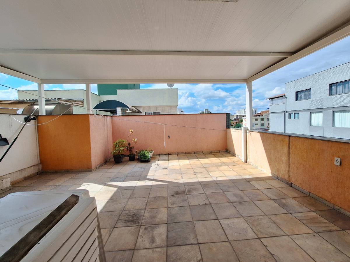 Cobertura, Sagrada Família, 2 Quartos, 1 Vaga