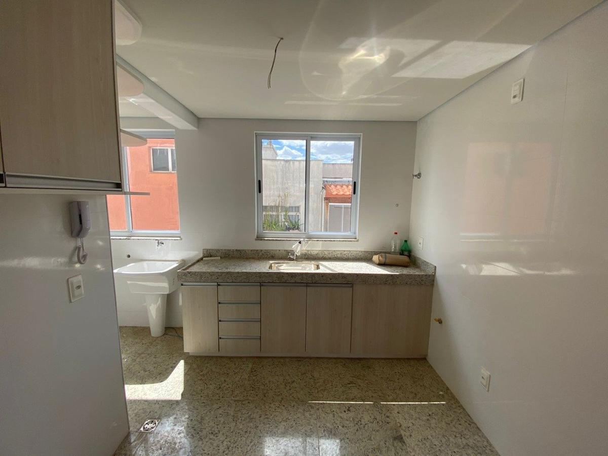 Cobertura, União, 4 Quartos, 2 Vagas, 2 Suítes