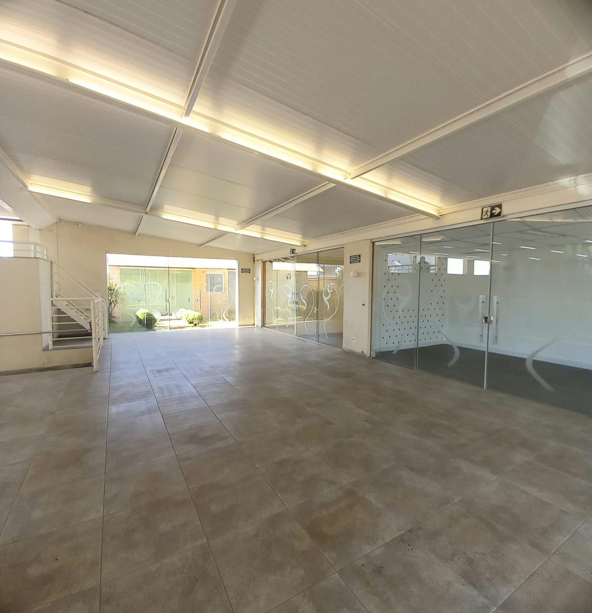 Galpão, Jardim Canadá, 0 Quarto, 4 Vagas