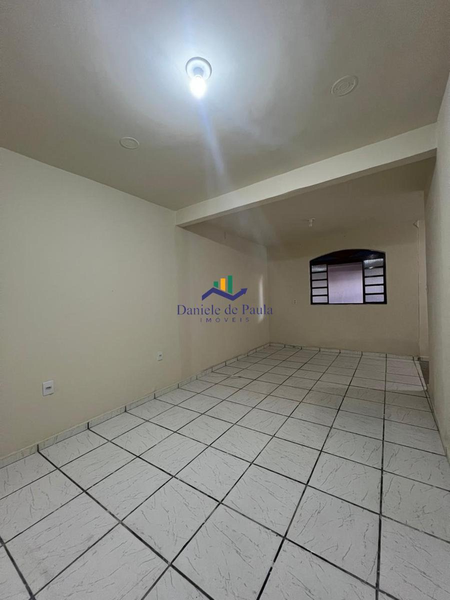 Casa, Conjunto Habitacional Bueno Franco, 4 Quartos, 2 Vagas, 2 Suítes