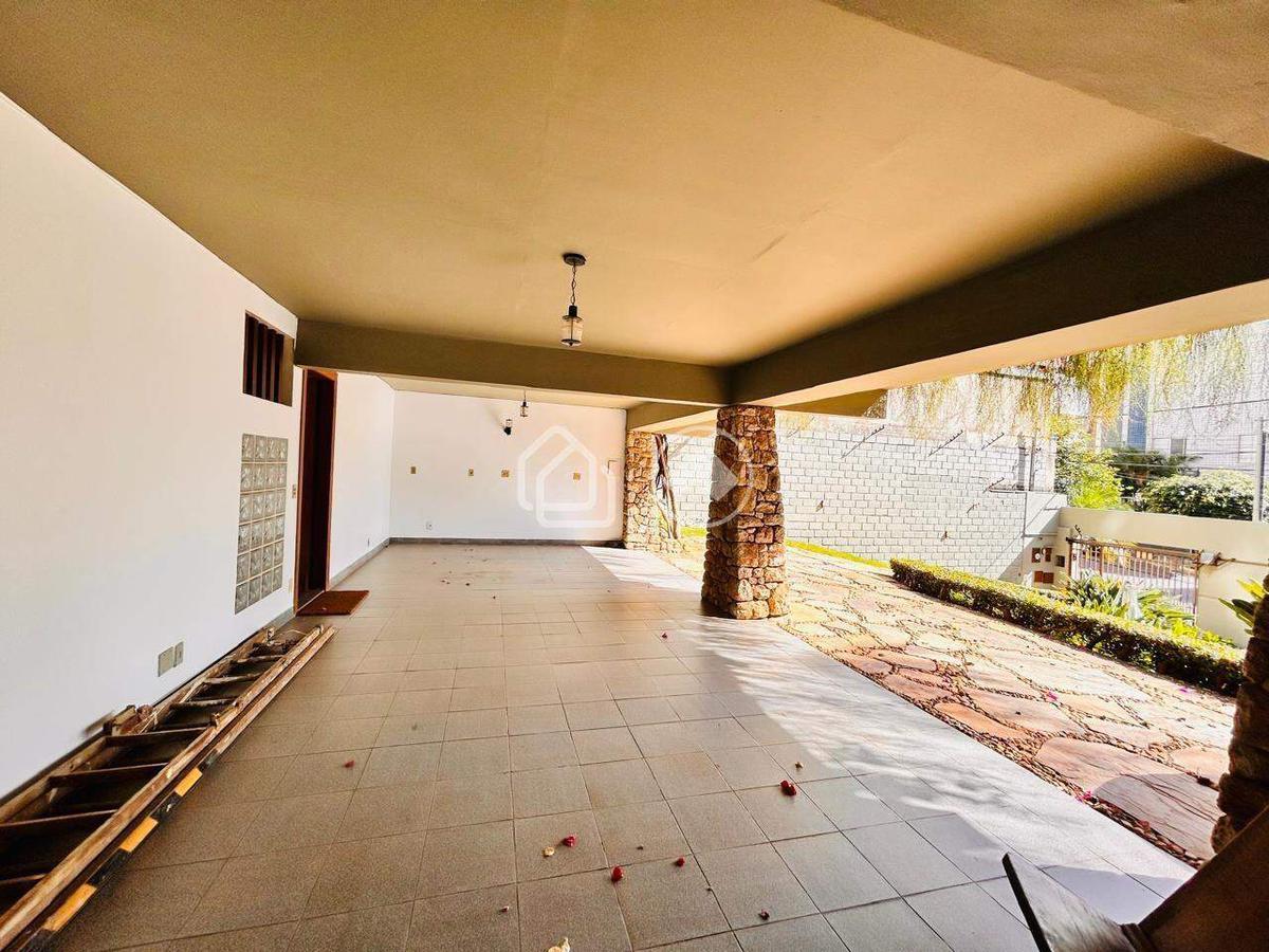 Casa, Buritis, 4 Quartos, 6 Vagas, 1 Suíte