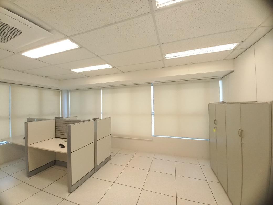Sala, Savassi, 0 Quarto, 2 Vagas