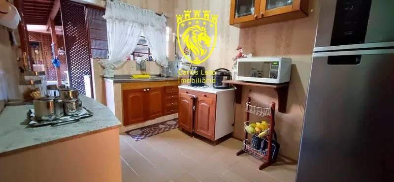 Casa, Santa Inês, 3 Quartos, 2 Vagas, 2 Suítes