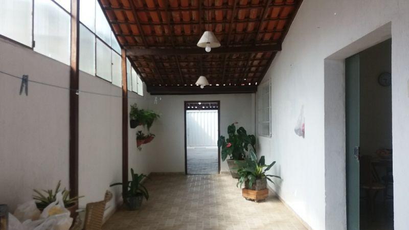 Casa, Santa Mônica, 3 Quartos, 4 Vagas, 2 Suítes