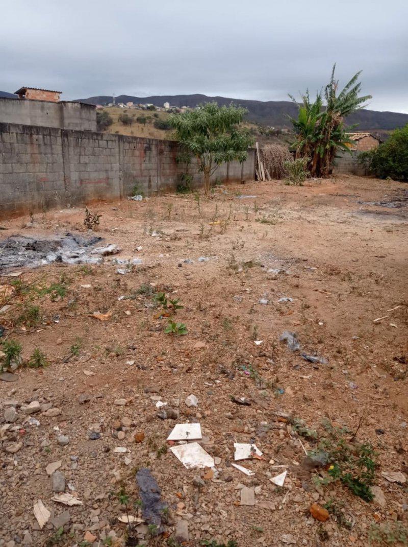 Lote, Jardim das Flores, 0 Quarto, 0 Vaga