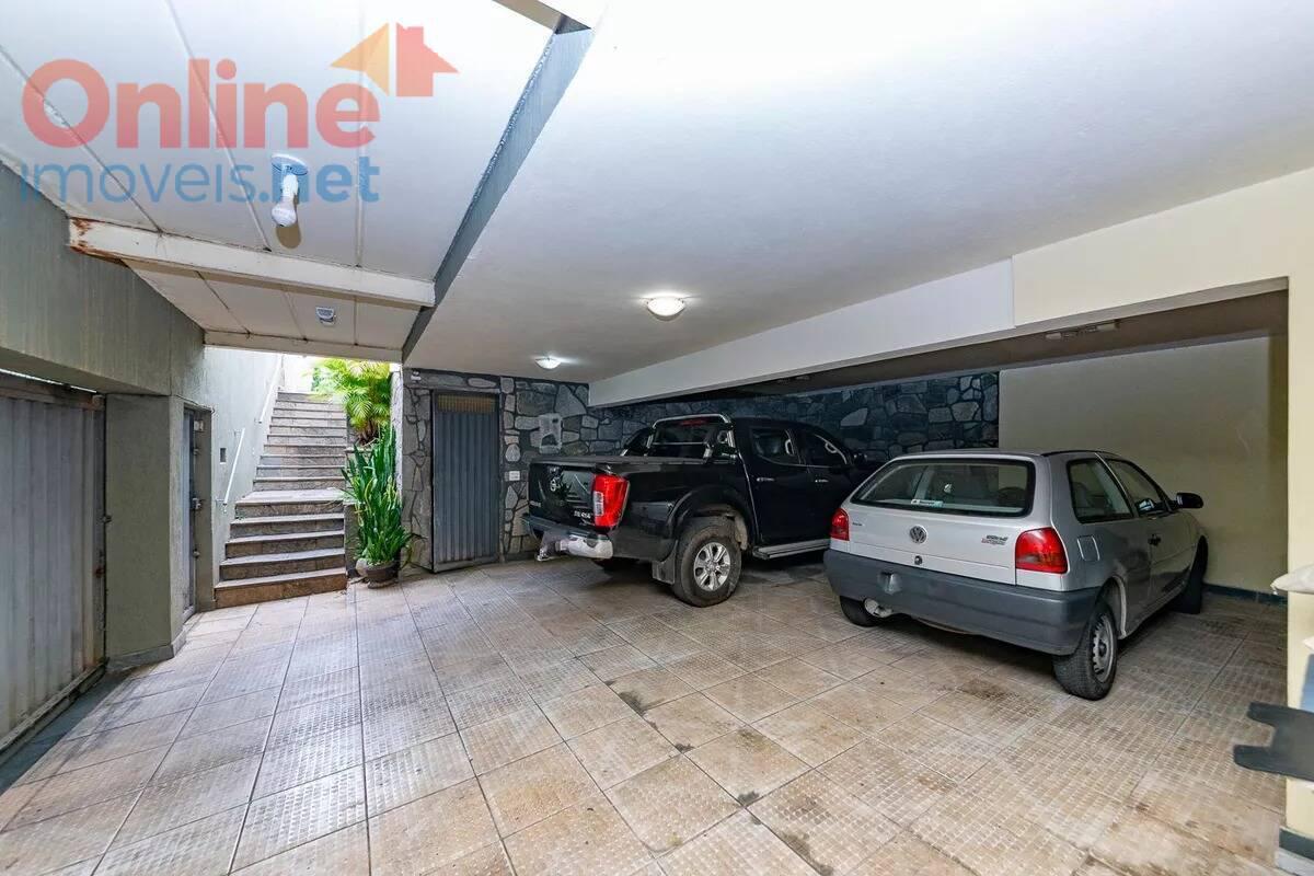 Casa, Gutierrez, 4 Quartos, 0 Vaga, 3 Suítes