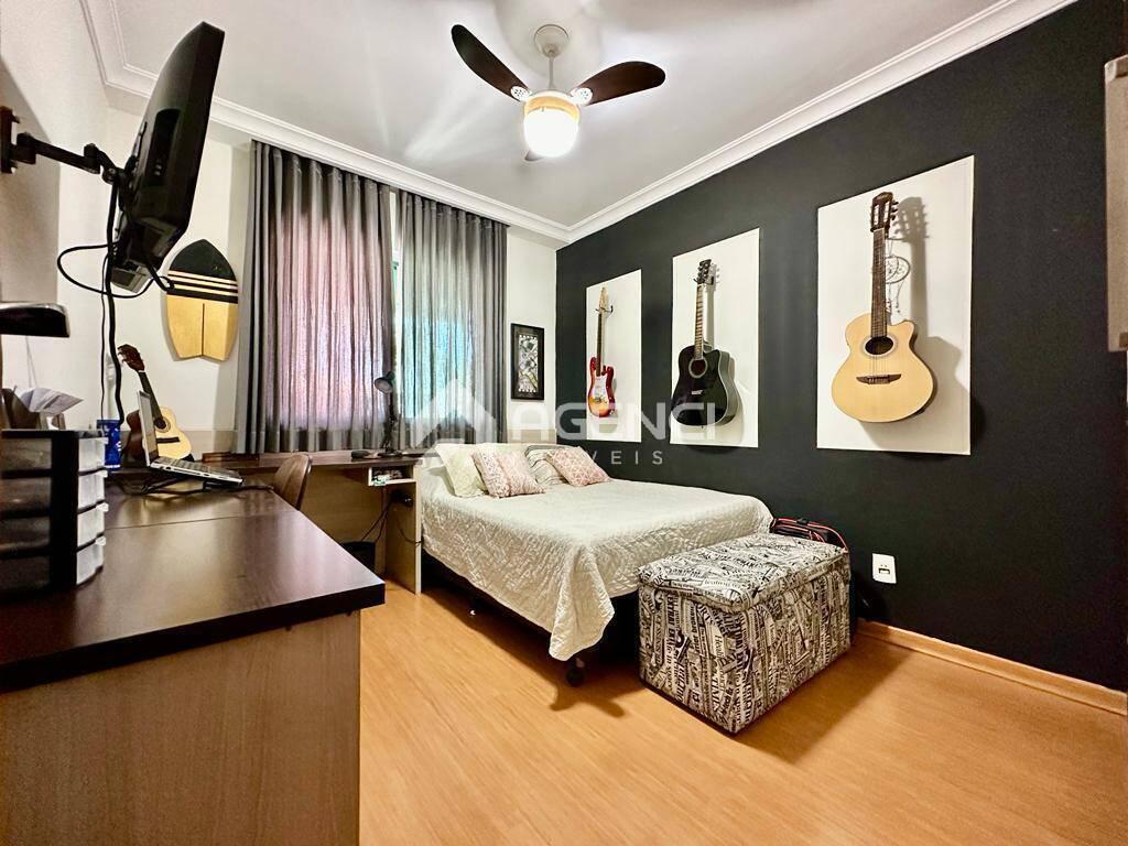 Casa, Cabral, 3 Quartos, 0 Vaga, 2 Suítes