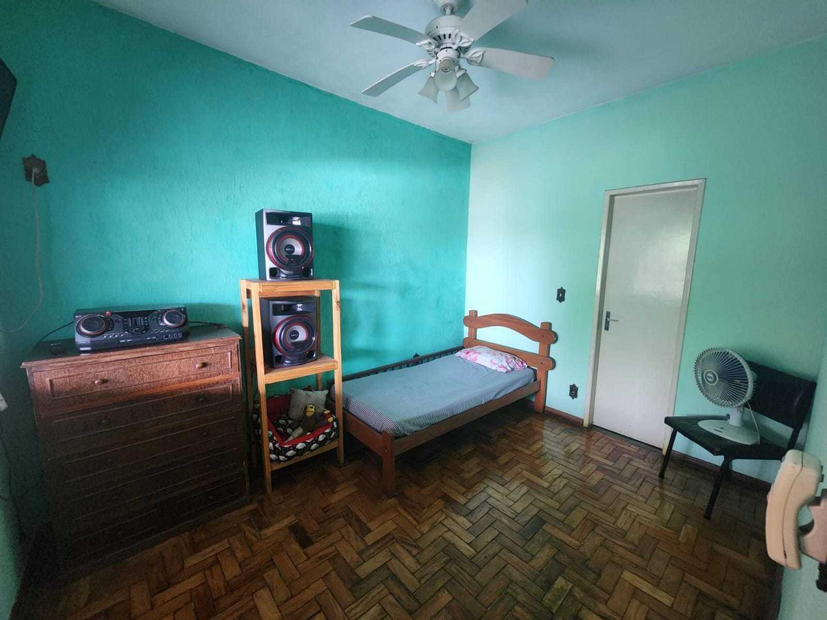 Casa, Novo Glória, 4 Quartos, 2 Vagas, 1 Suíte