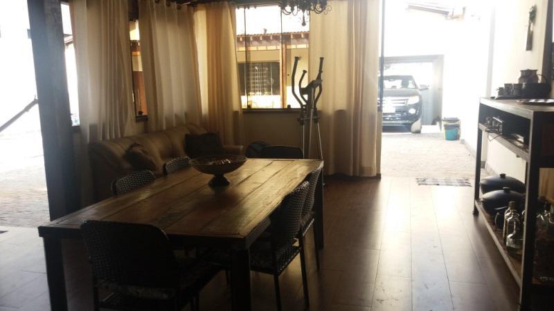 Casa, Castelo, 5 Quartos, 5 Vagas, 1 Suíte