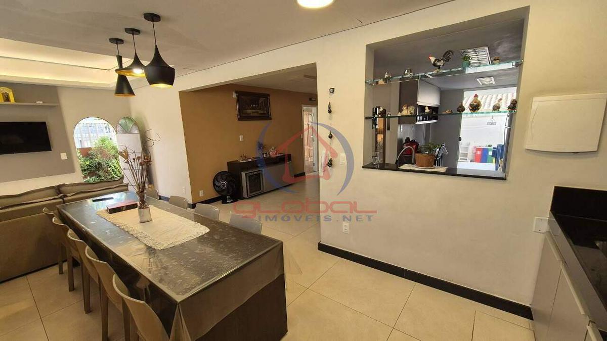 Casa, Ouro Preto, 5 Quartos, 2 Vagas, 1 Suíte