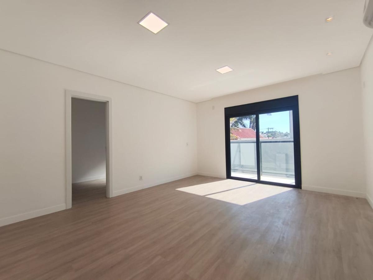 Casa, Trevo, 4 Quartos, 4 Vagas, 3 Suítes