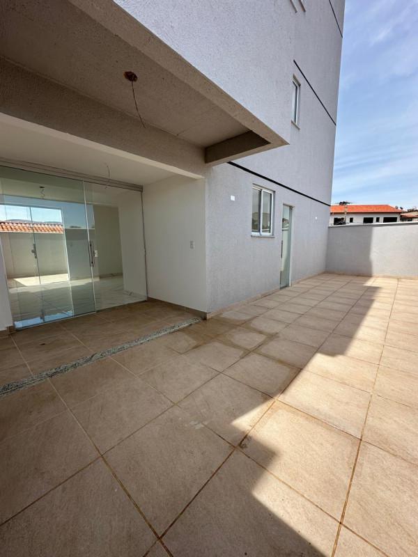 Apartamento, Miramar (barreiro), 3 Quartos, 1 Vaga, 1 Suíte