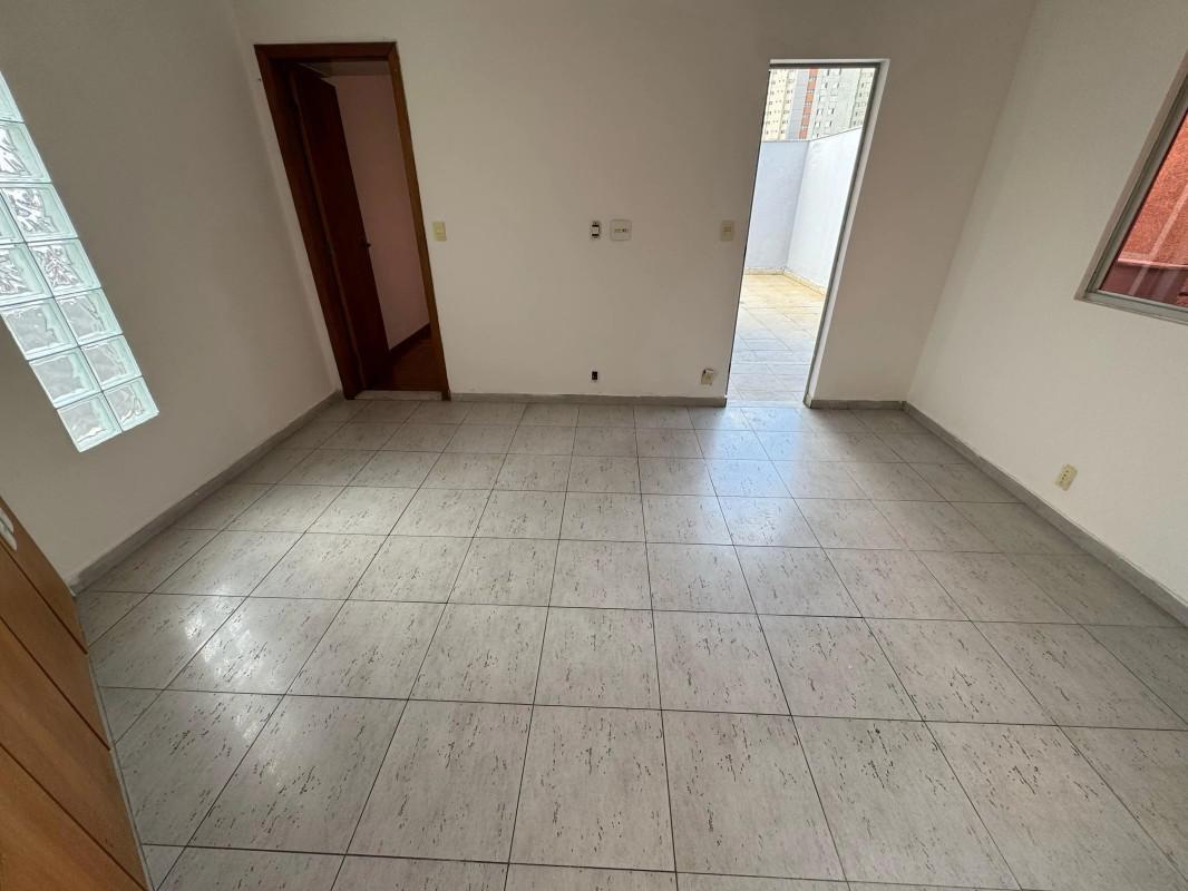 Cobertura, Sagrada Família, 4 Quartos, 2 Vagas, 1 Suíte