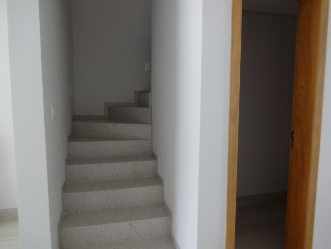 Casa, Jaraguá, 4 Quartos, 3 Vagas, 1 Suíte