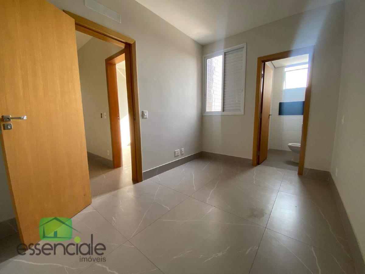 Cobertura, Fonte Grande, 3 Quartos, 2 Vagas, 1 Suíte