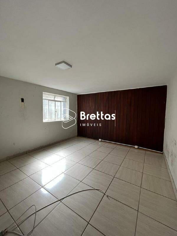 Casa, Centro, 4 Quartos, 3 Vagas, 2 Suítes