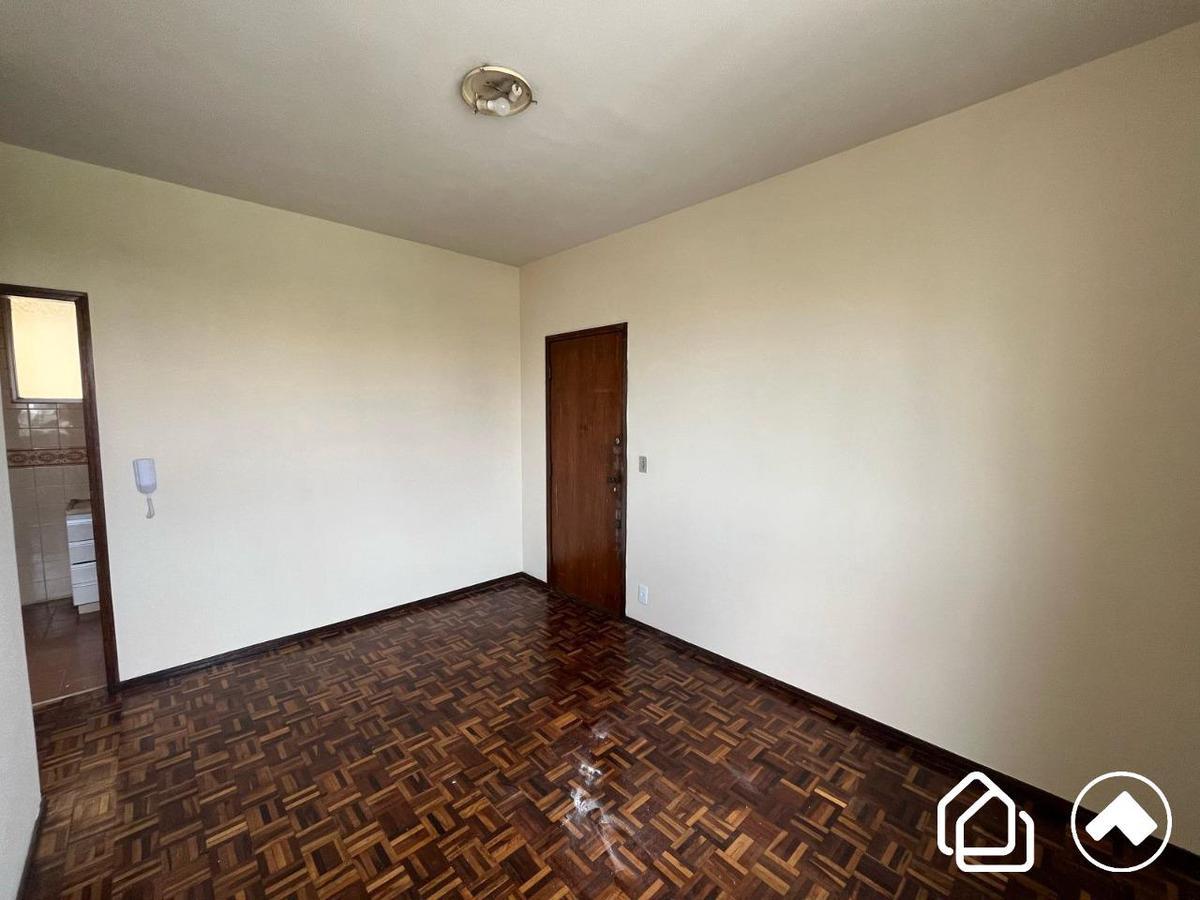 Apartamento, Floresta, 1 Quarto, 1 Vaga