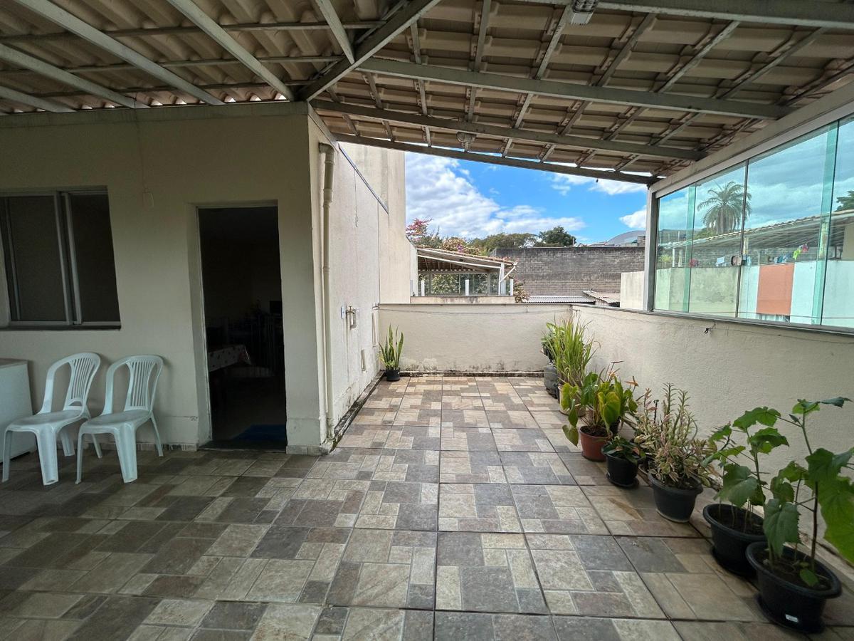 Cobertura, São Francisco, 2 Quartos, 1 Vaga