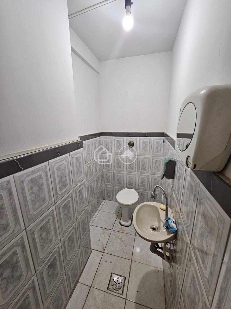 Sala, Centro