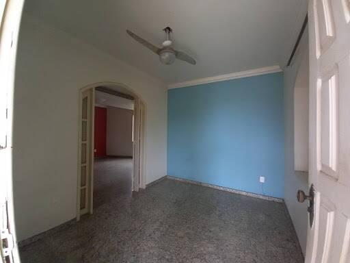 Casa, Centro, 3 Quartos, 0 Vaga, 1 Suíte