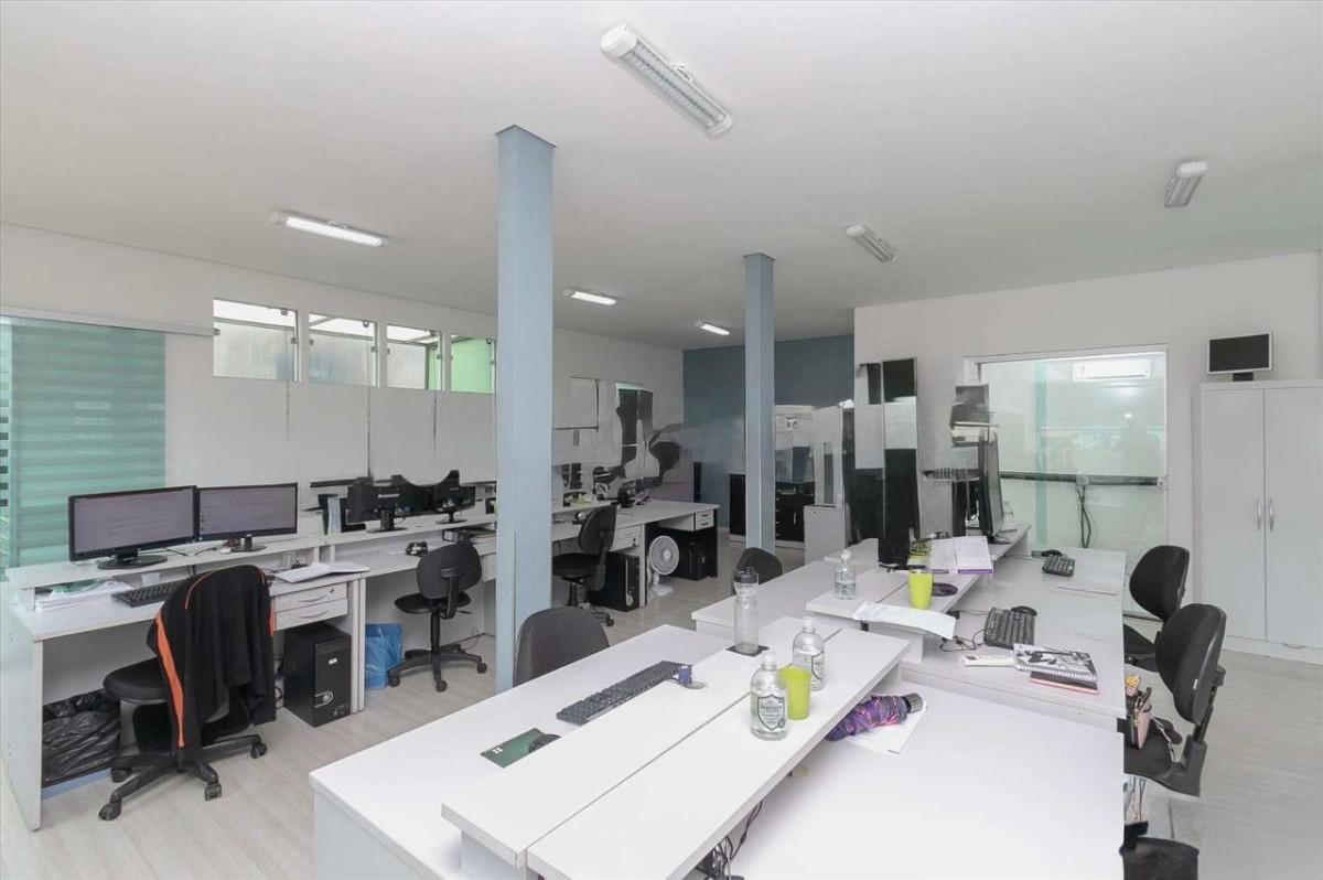 Prédio, Floresta, 0 Quarto, 0 Vaga