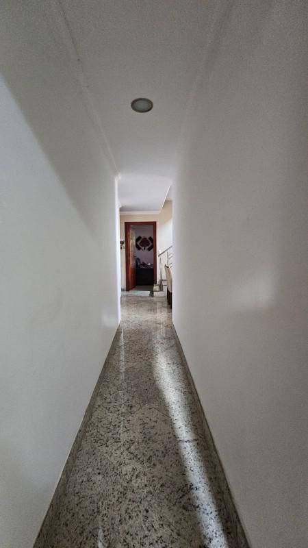 Casa, Centro, 4 Quartos, 5 Vagas, 2 Suítes