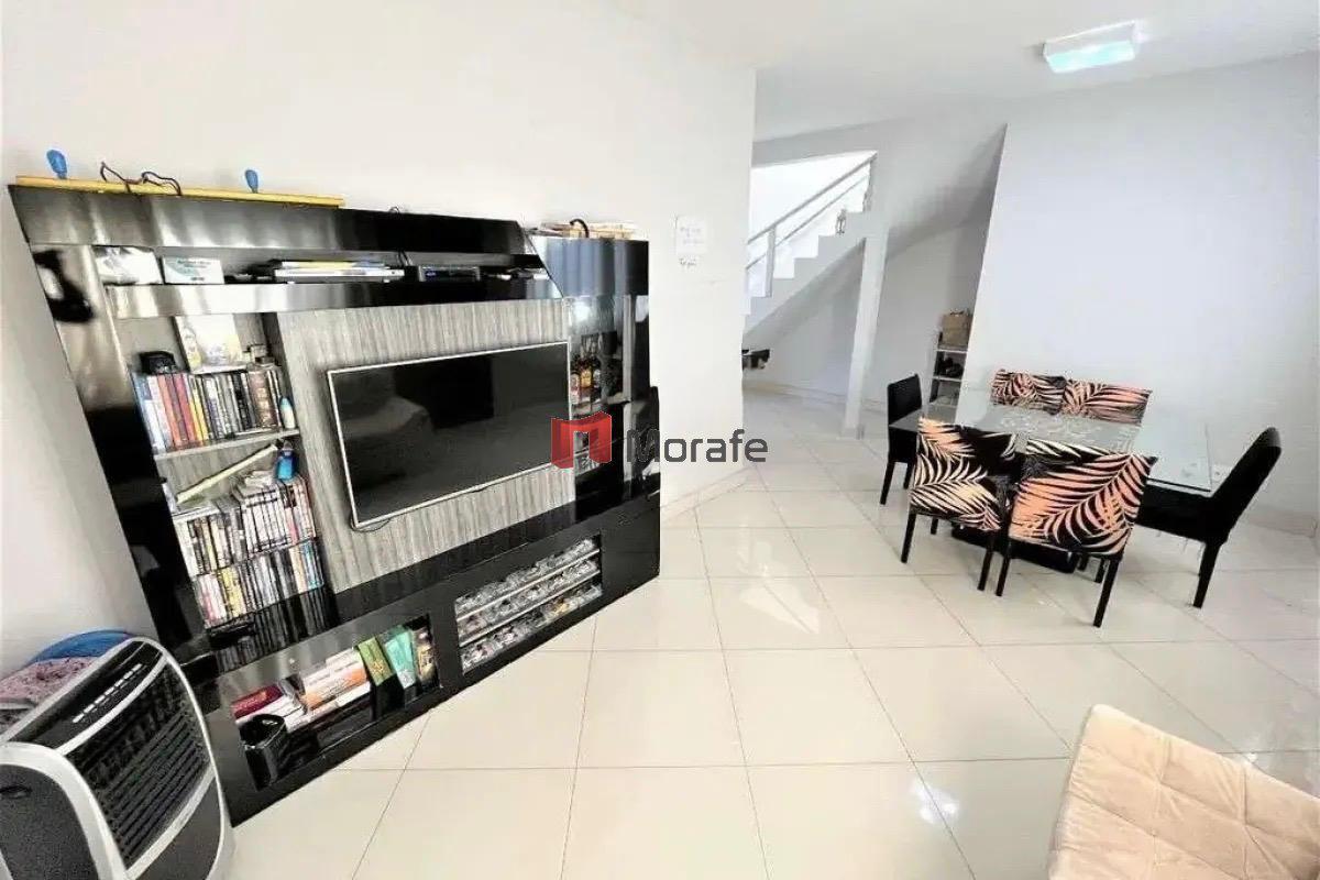 Casa, Santa Branca, 3 Quartos, 2 Vagas, 1 Suíte