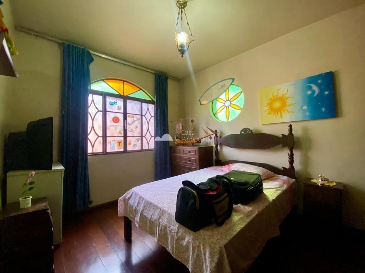 Casa, Santa Branca, 3 Quartos, 4 Vagas, 2 Suítes