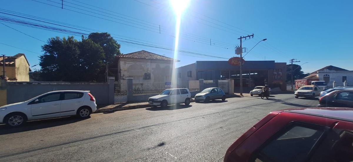 Casa, Centro, 0 Quarto, 0 Vaga