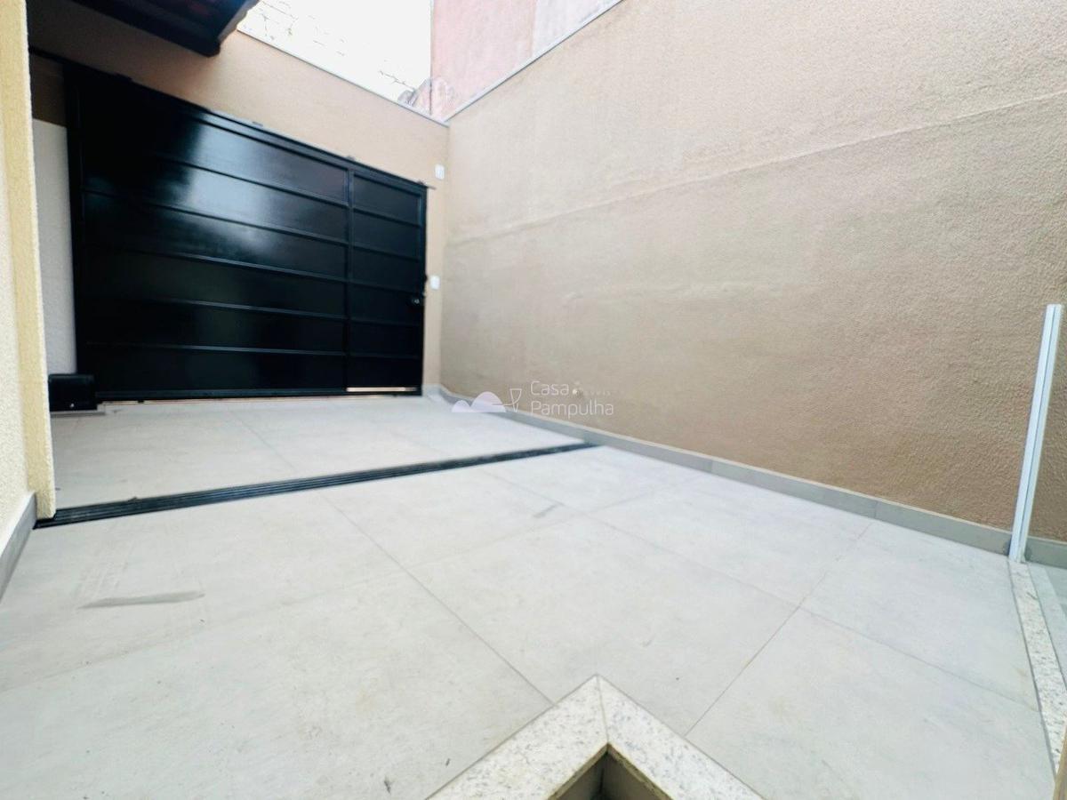 Casa, Candelária, 3 Quartos, 1 Vaga, 1 Suíte