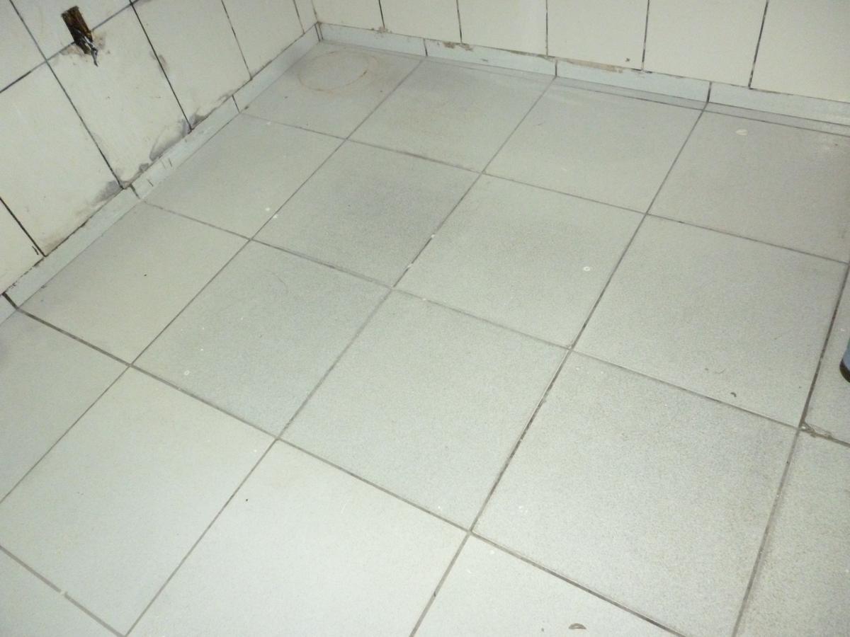 Loja, Prado, 0 Vaga