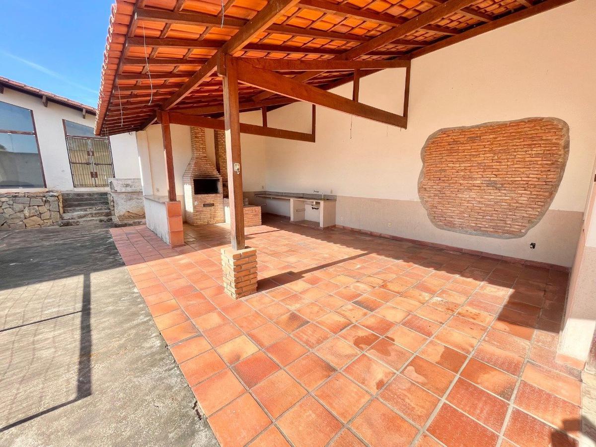 Casa, Santa Amélia, 5 Quartos, 6 Vagas, 2 Suítes