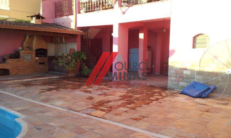 Casa, Santa Mônica, 5 Quartos, 6 Vagas, 2 Suítes