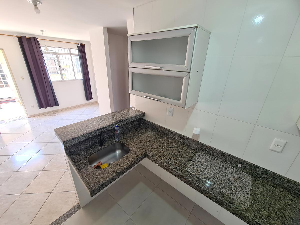 Casa, Ressaca, 2 Quartos, 1 Vaga