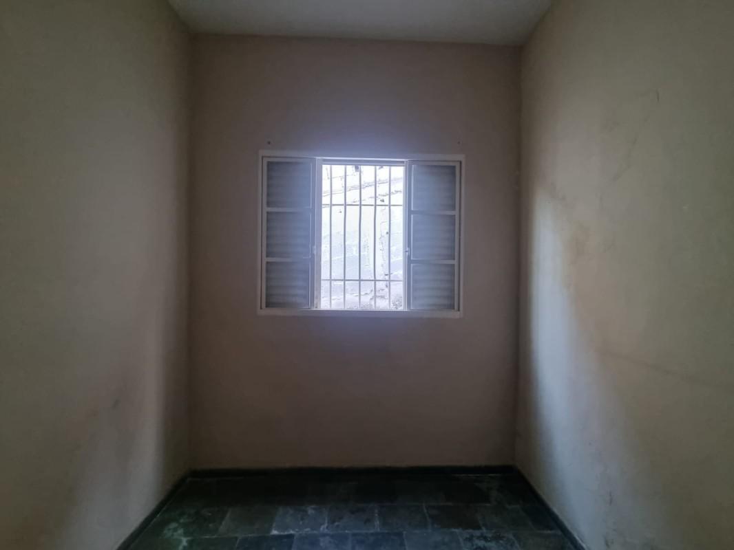 Casa, Santa Cruz Industrial, 4 Quartos, 10 Vagas, 1 Suíte