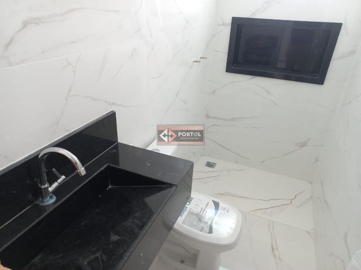 Casa, Planalto, 3 Quartos, 2 Vagas, 1 Suíte