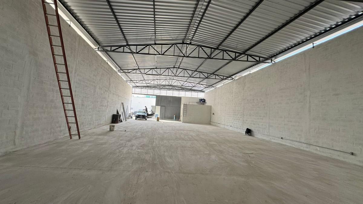 Galpão, Centro, 0 Quarto, 10 Vagas