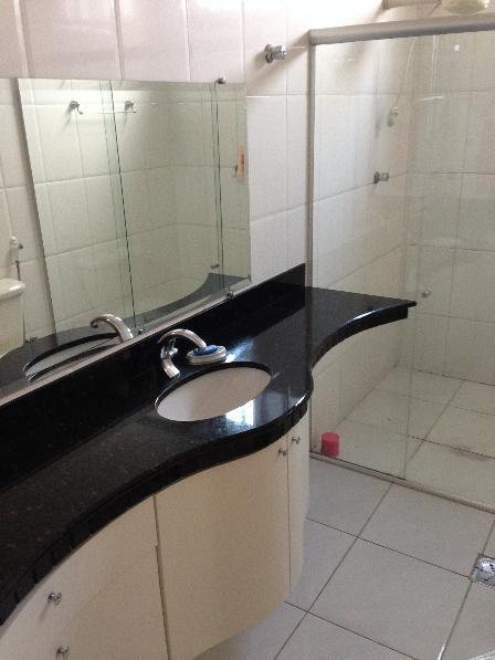 Casa, Xangri-lá, 4 Quartos, 2 Vagas, 1 Suíte