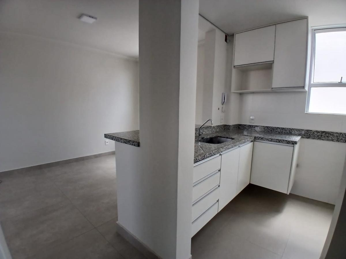 Apartamento, Ana Lúcia, 2 Quartos, 2 Vagas, 1 Suíte