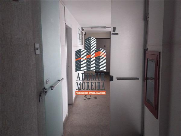 Sala, Centro