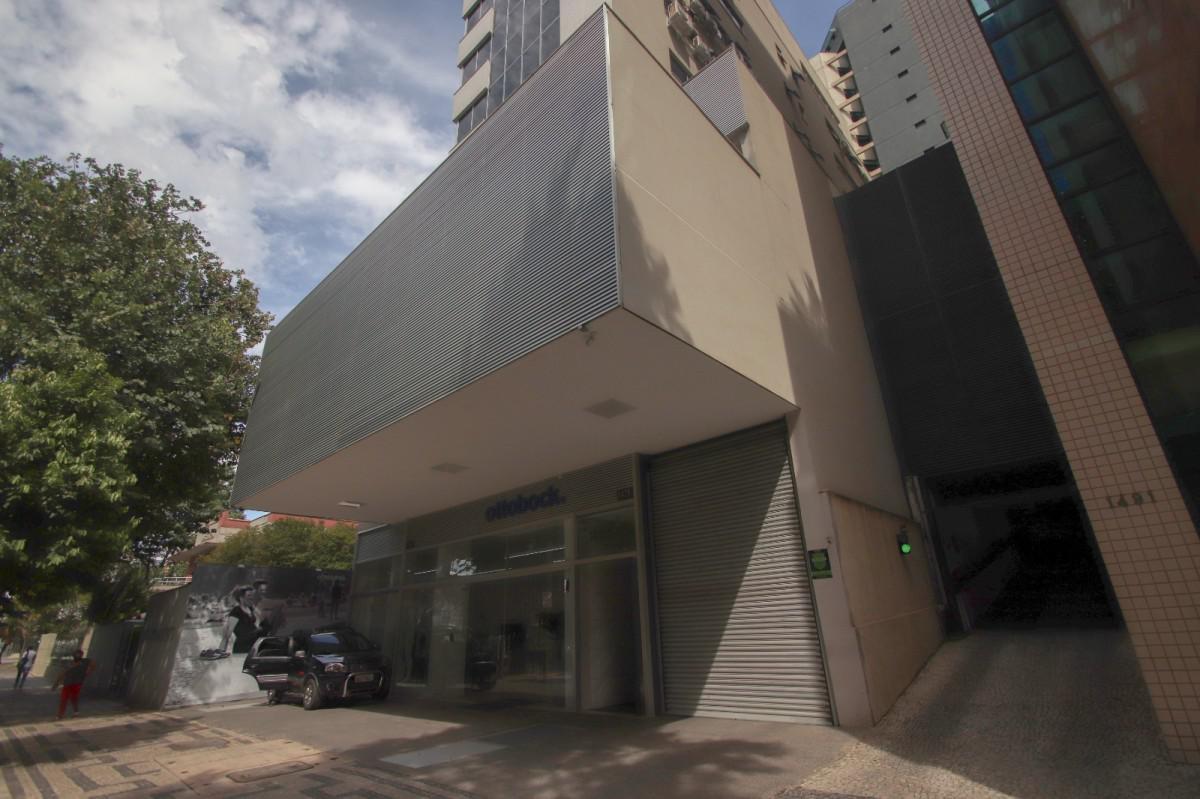 Sala, Savassi, 0 Quarto, 4 Vagas