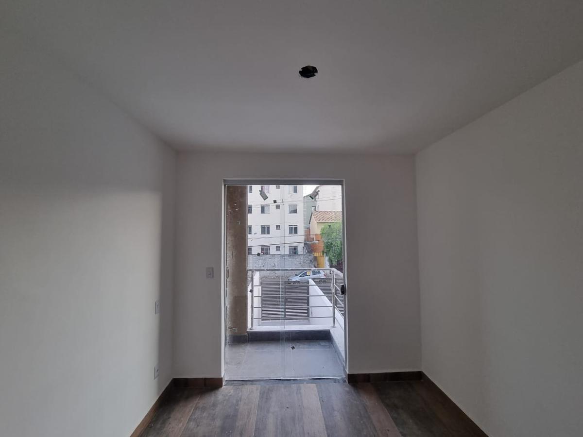 Casa, Vila Clóris, 2 Quartos, 1 Vaga, 2 Suítes